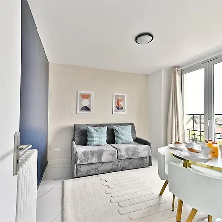 Apartment Sejour Authentique Pres De Paris A Gagny - Iii *