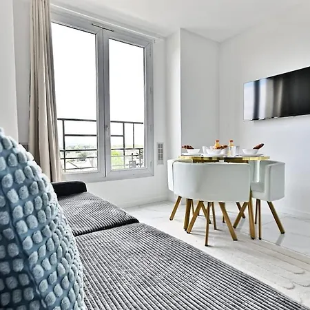 Apartment Sejour Authentique Pres De Paris A Gagny - Iii